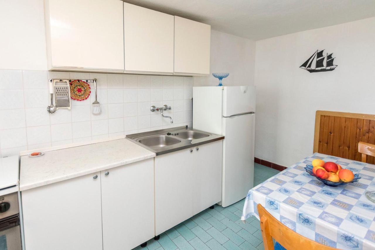 Apartments And Room Milka-Jere พรีมอชเตน ภายนอก รูปภาพ